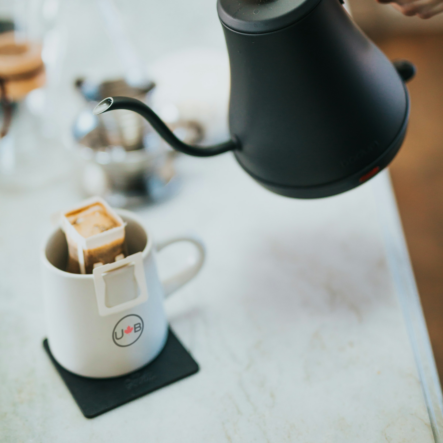 Portable Pour Over Coffee Box | Dark - United Beans